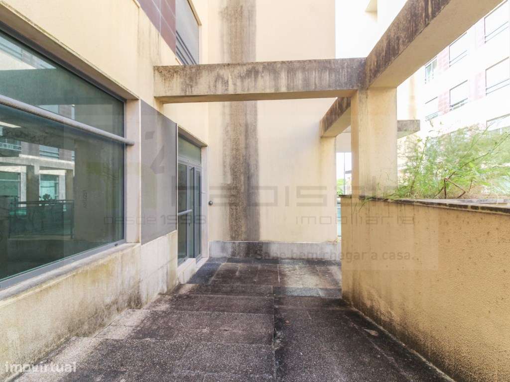 Loja para comércio ou serviços, na Quinta do Conventinho, em Santo ... - Grande imagem: 5/12