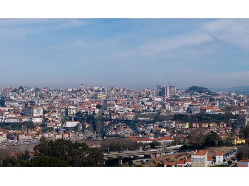 T3 em Santa Marinha - Grande imagem: 2/14