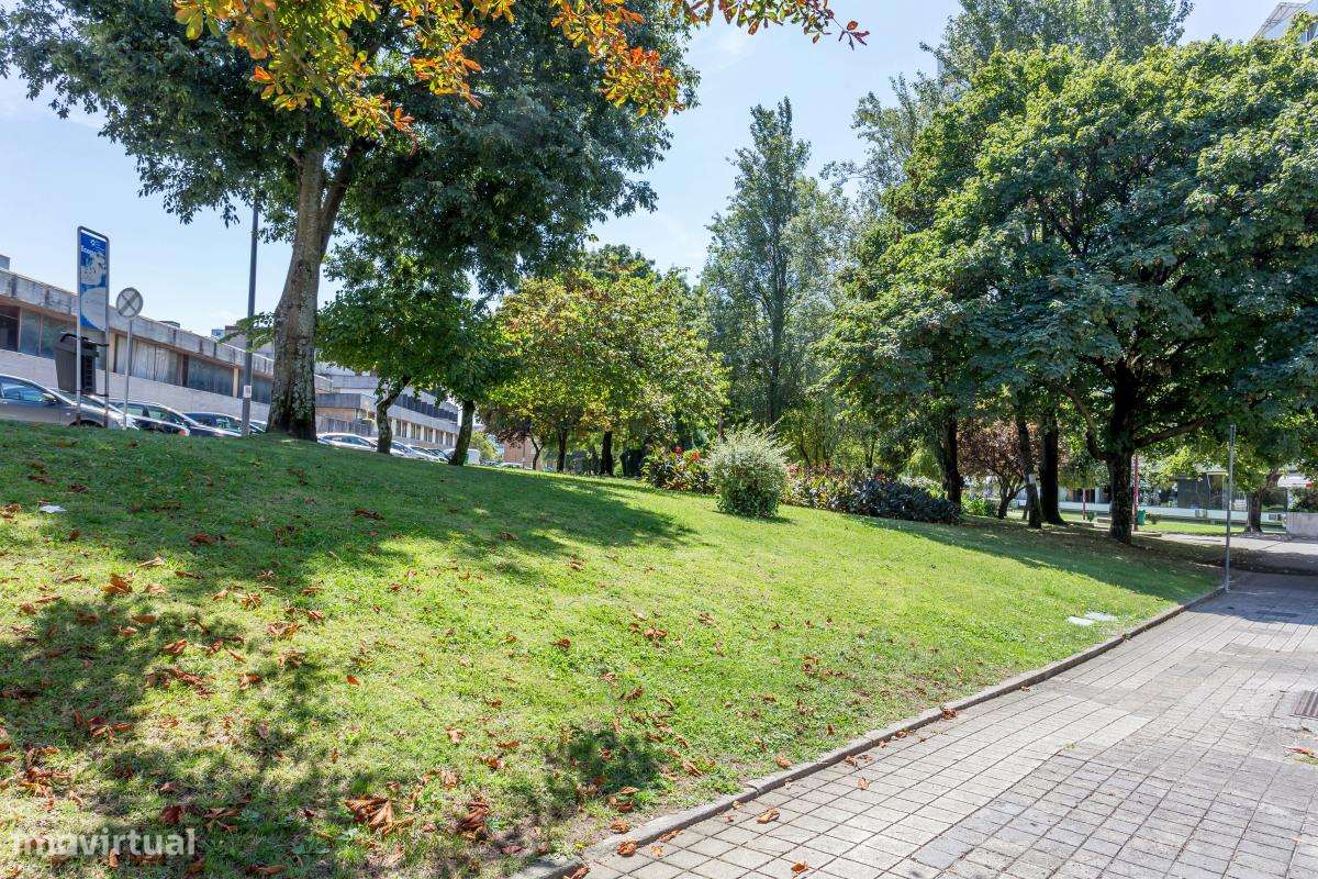 Quarto - localizado em Ramalde Porto - Grande imagem: 2/8