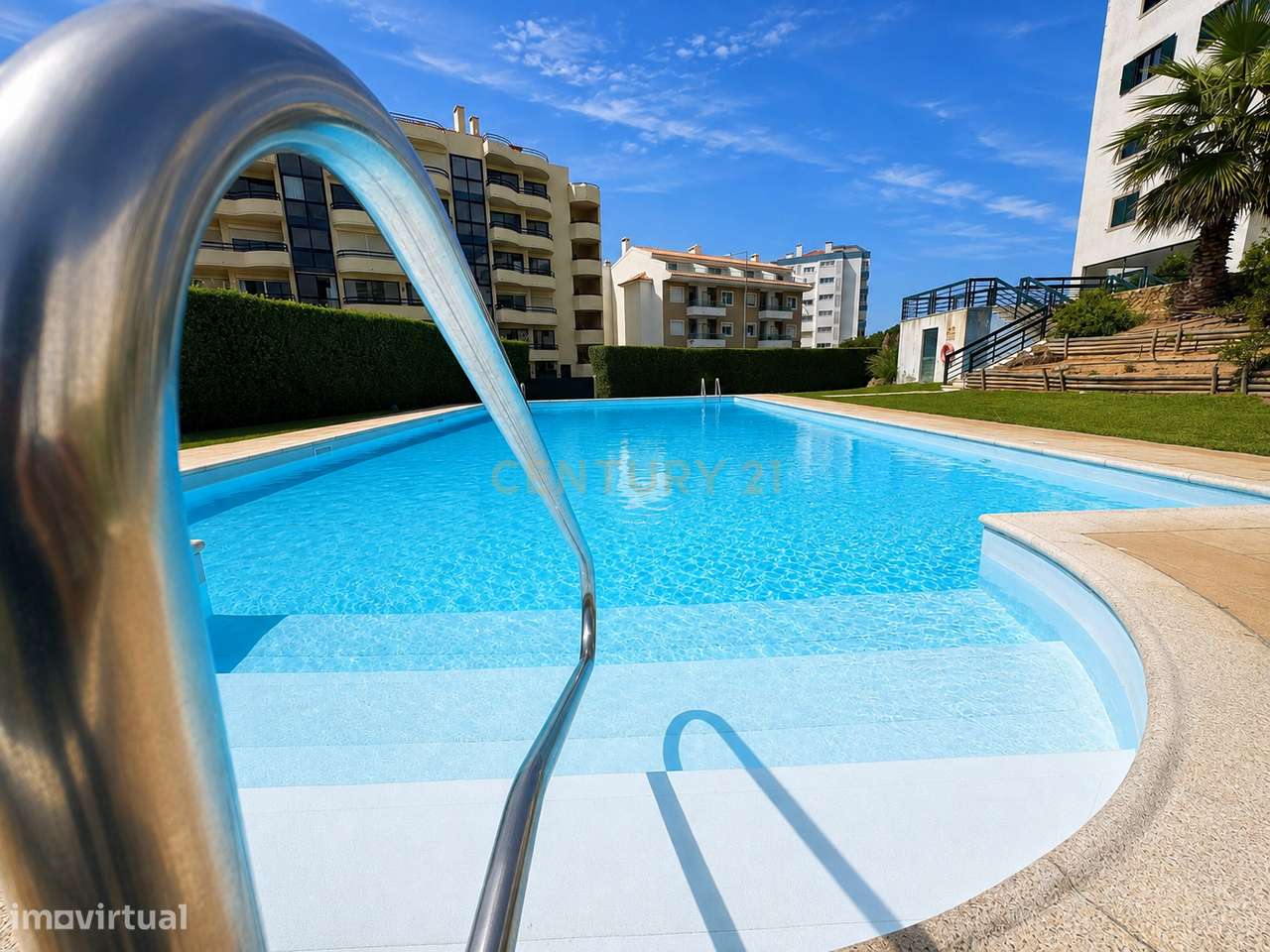 T2 Mobilado com Piscina e Vista Mar | Ericeira-13