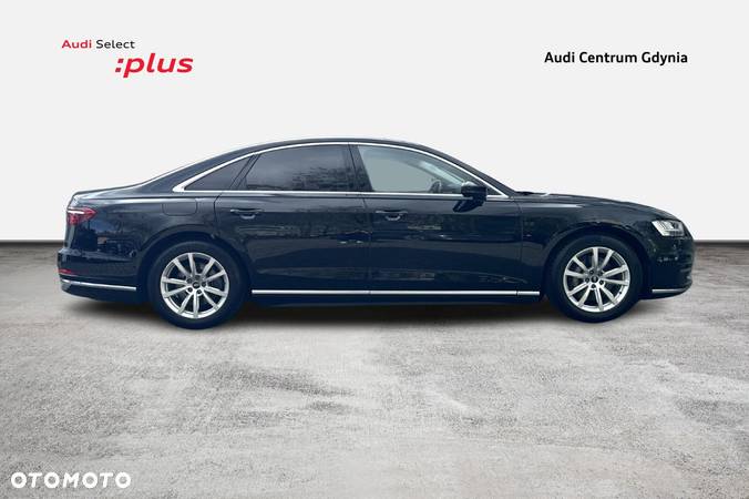 Audi A8 - 6