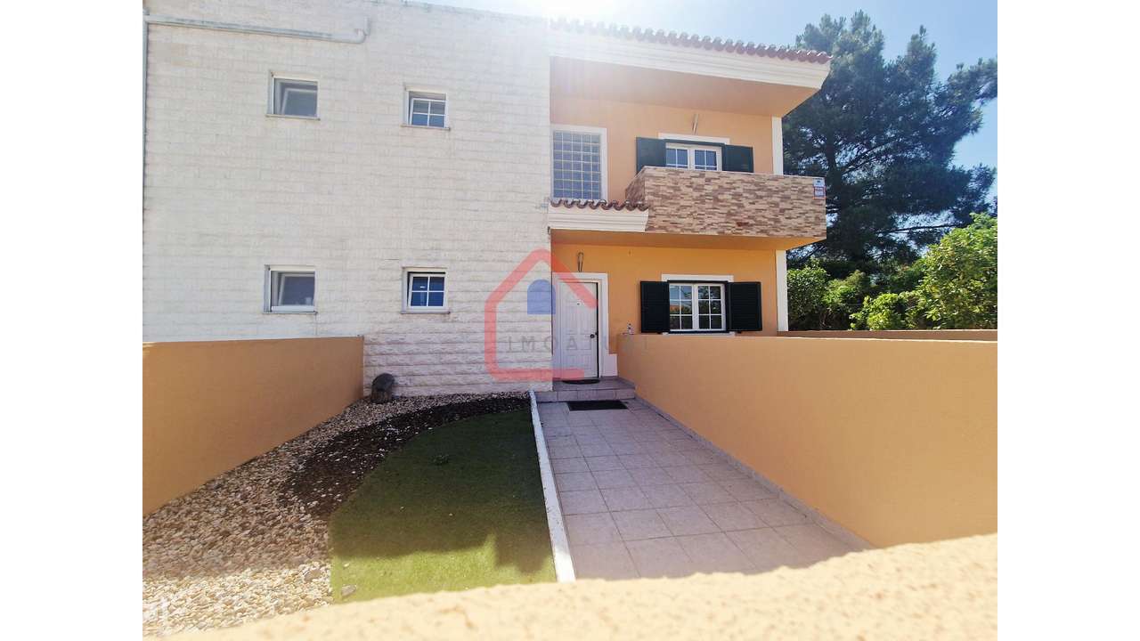 Apartamento T4 em  GAMBIA-PONTES-ALTO DA GUERRA-48