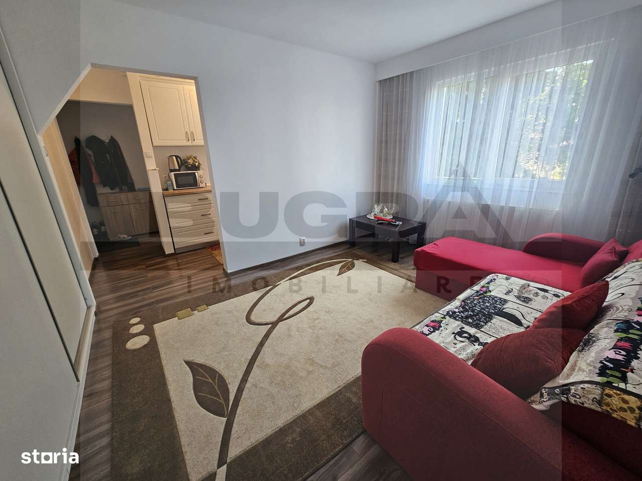 Apartament cu 3 camere, 45 mp, etaj intermediar, Zona Minerva-0