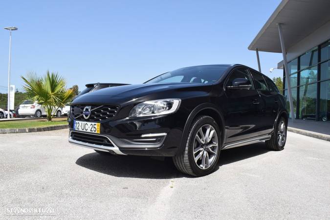 Volvo V60 Cross Country 2.0 D3 Pro Geartronic - 4