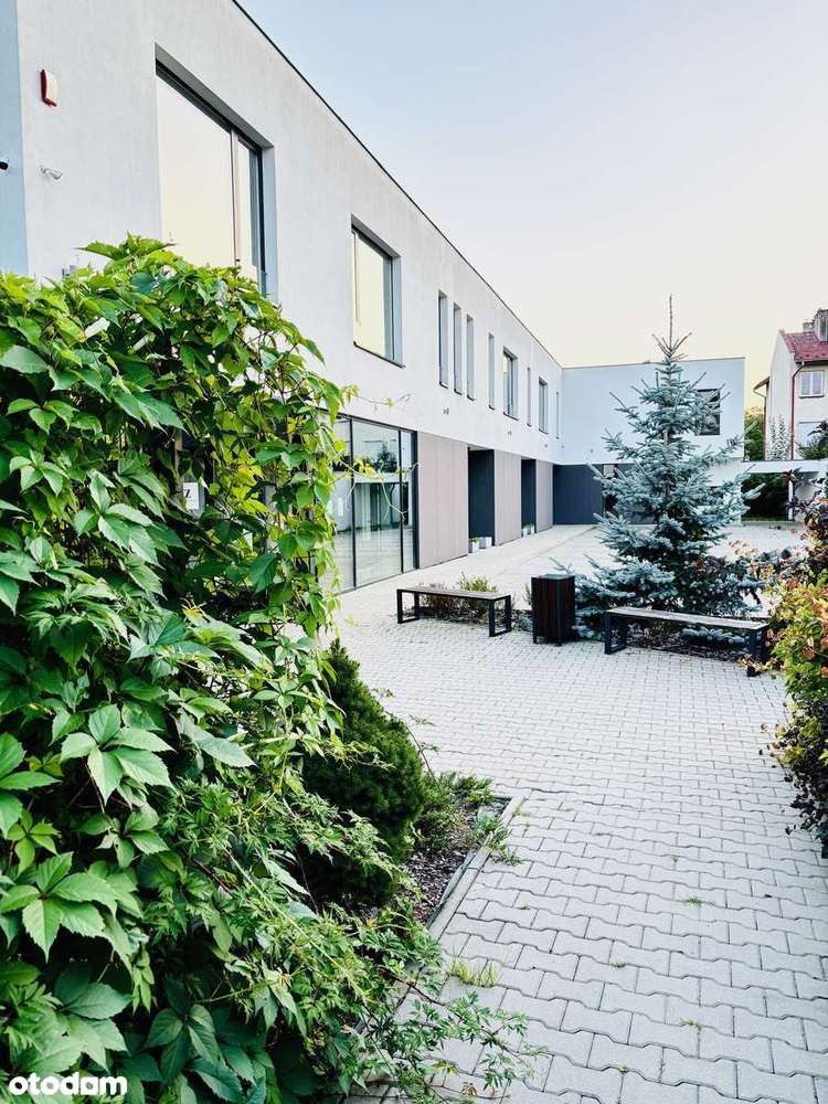 LOKAL UŻYTKOWY W SAMYM CENTRUM ŻYWCA W PIĘKNYM NOWOCZESNYM BUDYNKU - Pełny obrazek: 4/20