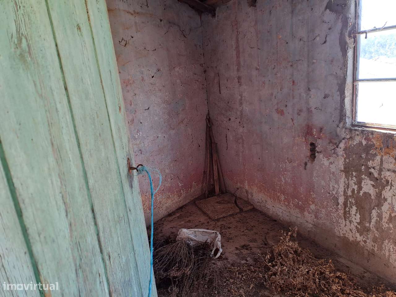 Moradia T2 para reconstrução - Semide - Grande imagem: 4/22