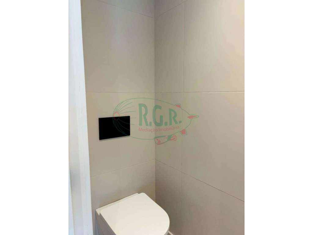 T4 Único no Piso | Terraço (48.40m2) | Box 2 Carros e Arrumos | SÃO...-14