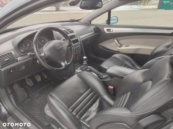 Peugeot 407 2.2 Intense - 12