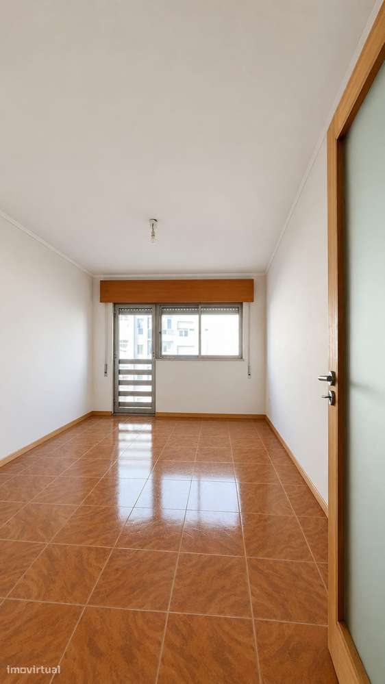 T3 REMODELADO 6º andar com Garagem Box-4