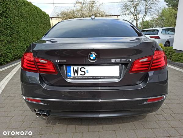 BMW Seria 5 525d xDrive Luxury Line - 36