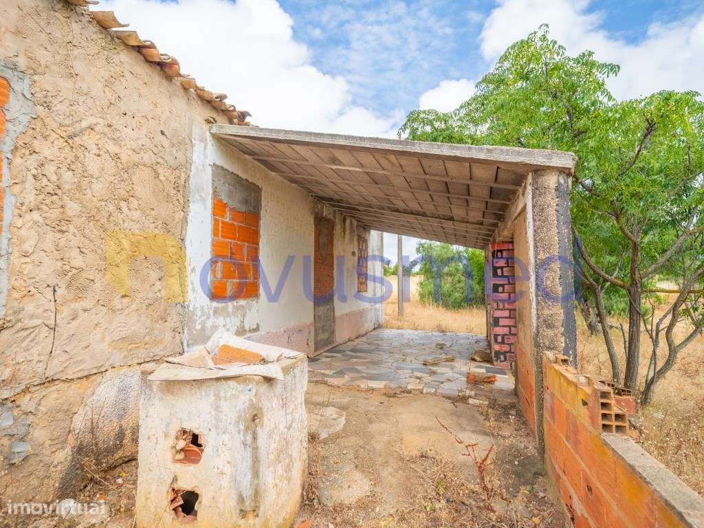 Quinta de 2,1 ha com Potencial para Turismo Rural- Guia Valverde-13