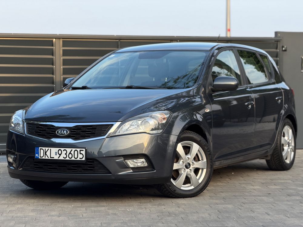 Kia Ceed I (2006-2012) 1.6 Comfort + 2010