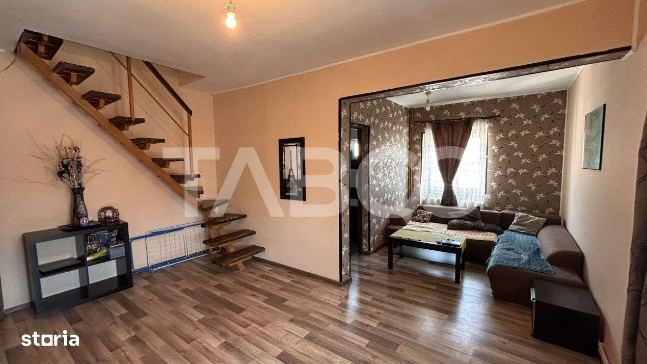 Apartament de vanzare 4 camere mobilat utilat si balcon Vasile Aaron - Imagine principală: 1/16