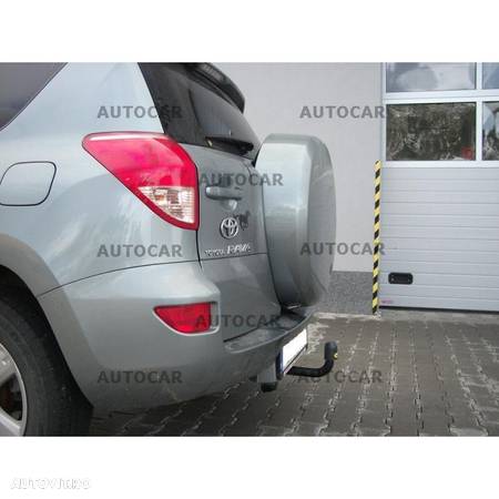 Carlig de remorcare pentru TOYOTA RAV 4 - 5 usi -  cu roata de rezerva pe haion- sistem semidemontabil -cu suruburi - 10