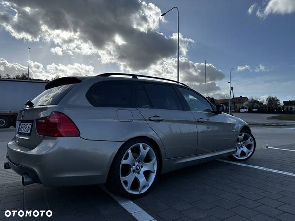 BMW Seria 3 320d - 4