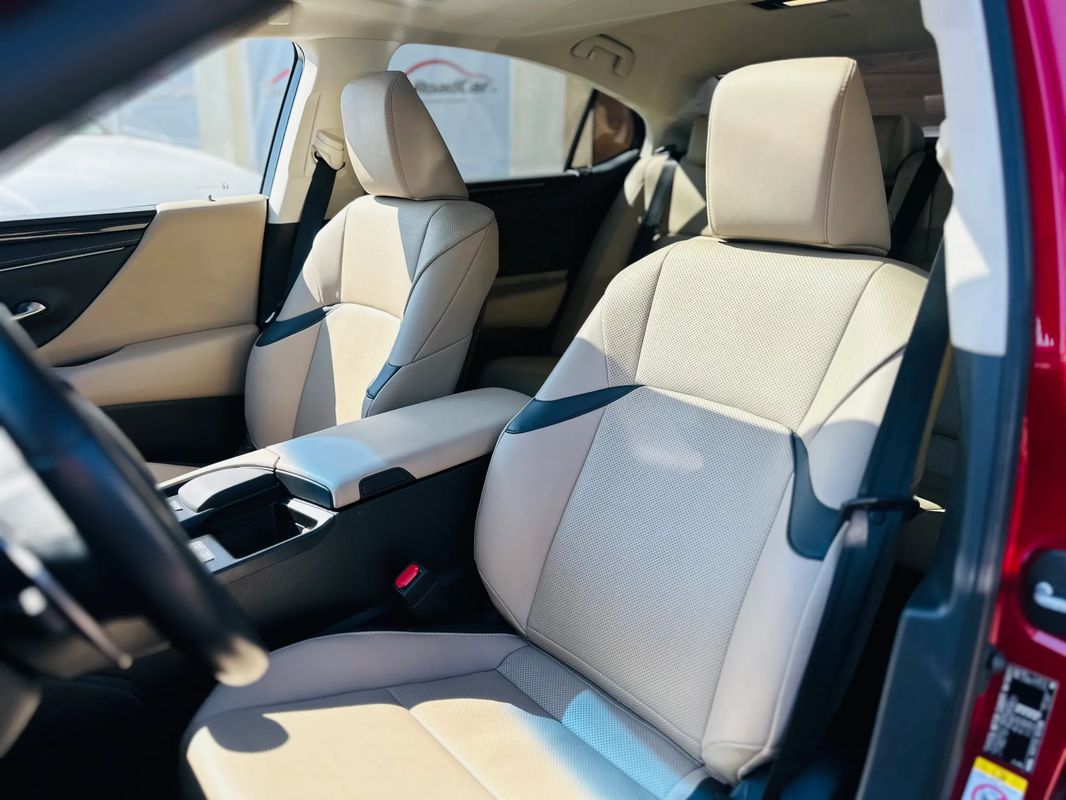 Lexus Seria ES 300h Luxury Line - 28