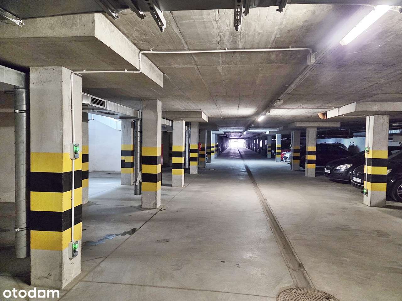 Miejsce postojowe w hali GARAŻOWEJ - Pełny obrazek: 3/6