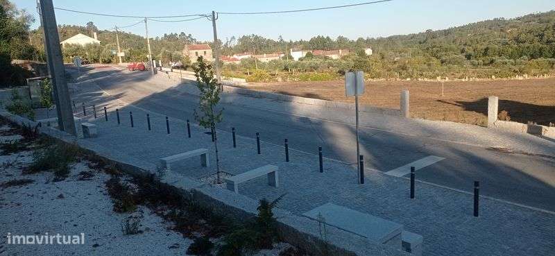 Terreno com 7.020m², plano e murado, excelentes vistas para a serr - Grande imagem: 5/8