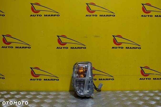 TOYOTA PRIUS 2012-2015 LAMPA HALOGEN DRL LED R USA - 2