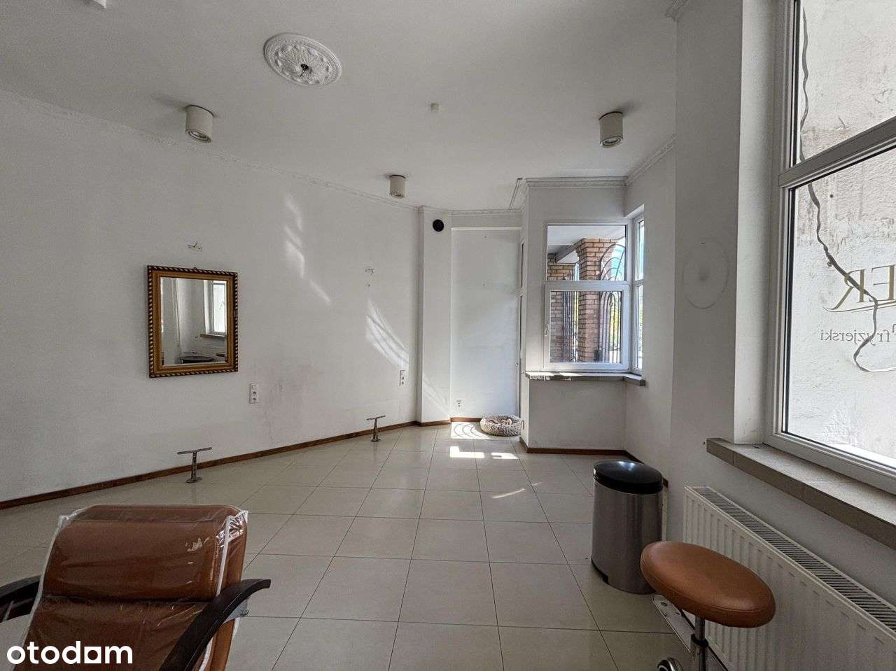 |Nożownicza|Centrum|Witryna|Paretr|Usługi|Gastro|-6