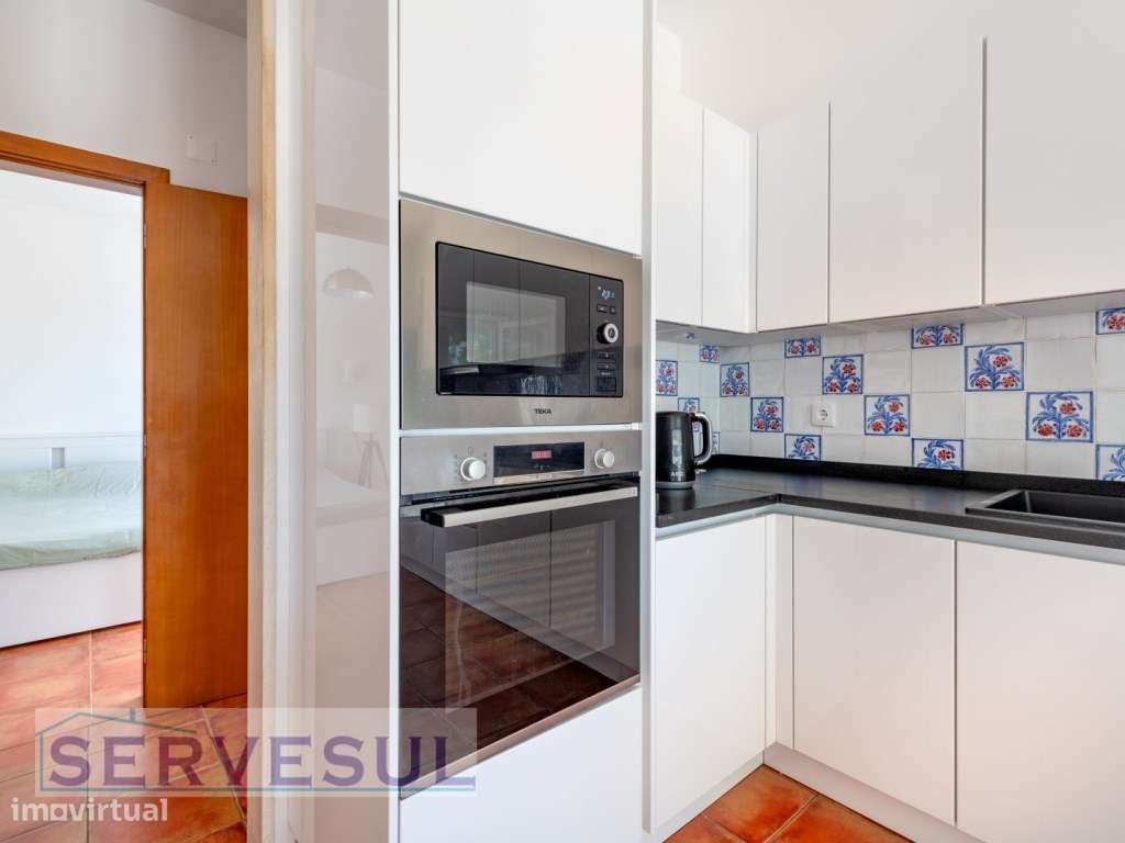 Luxuosa Moradia de luxo de 2 andares composta por 4 quartos, com um...-12