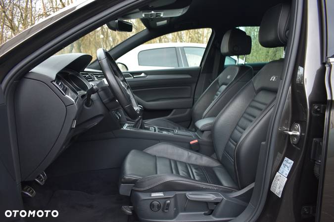 Volkswagen Passat 2.0 TDI BMT Highline - 26