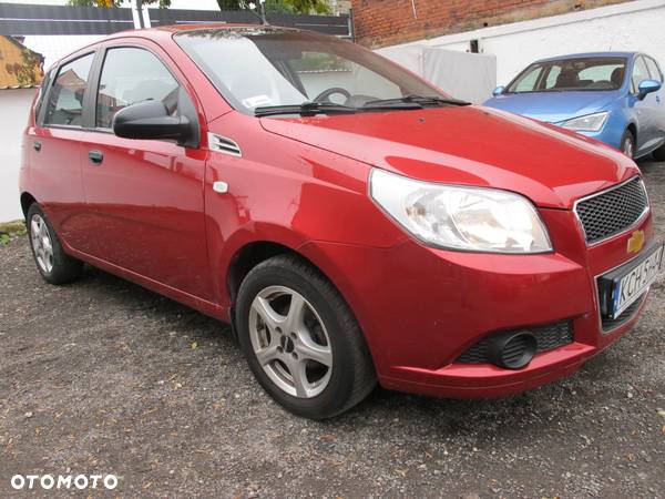 Chevrolet Aveo 1.2 16V Base / Classic - 4