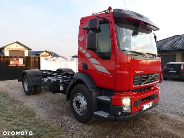 Volvo FL 240 RAMA DO ZABUDOWY / WYWROTKA / KIPER / HAKOWIEC / BRAMOWIEC / EURO 5 / DMC 18 T / ŁADOWNOŚĆ 11 T / BLOKADA MOSTU / NA RESORACH / KRÓTKI ROZSTAW / PRZYSTAWKA / OKAZJA - 4