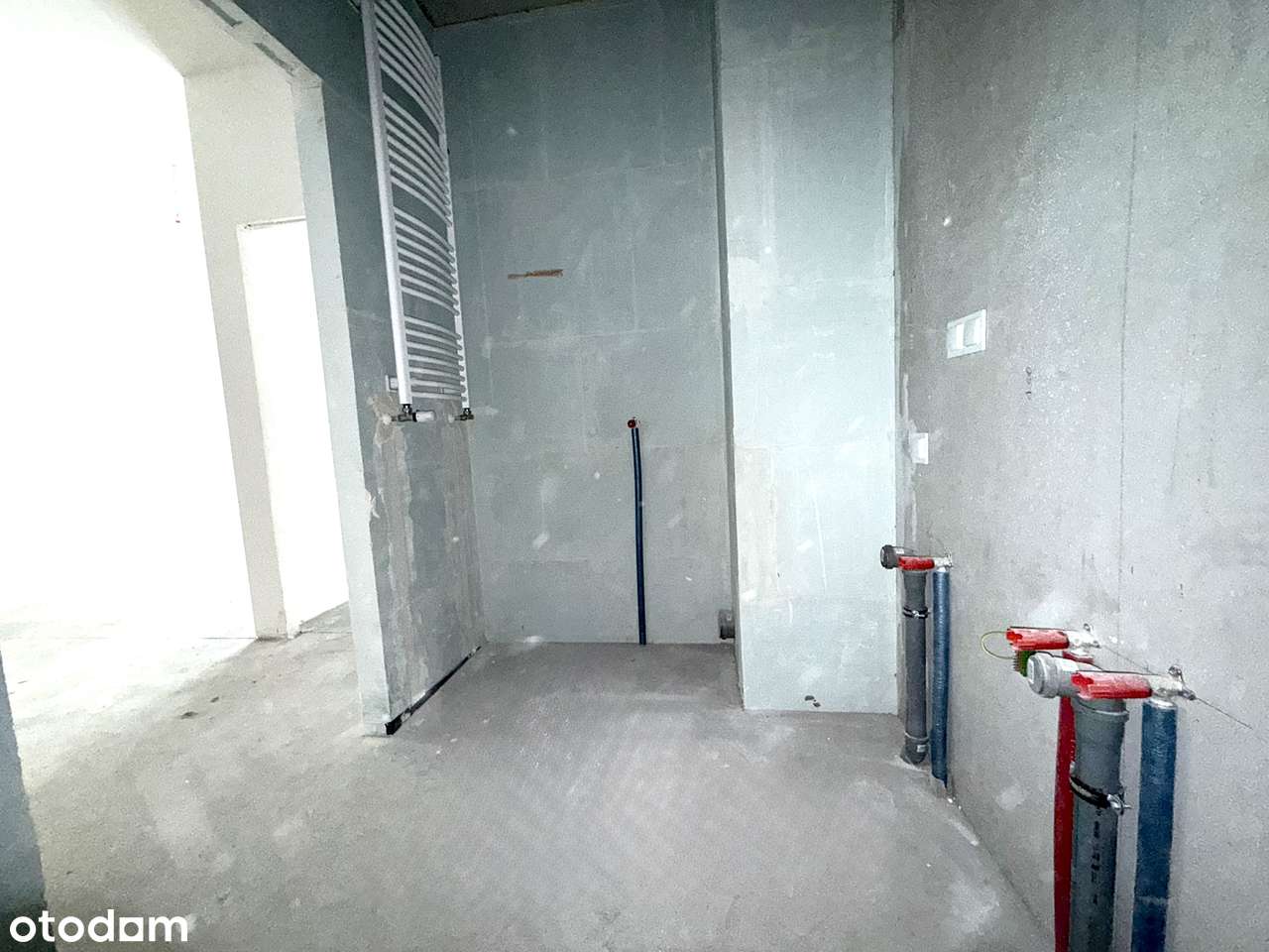 Parterowe mieszkanie 2pokojowe z ogródkiem i miejscem w hali garażowej-12