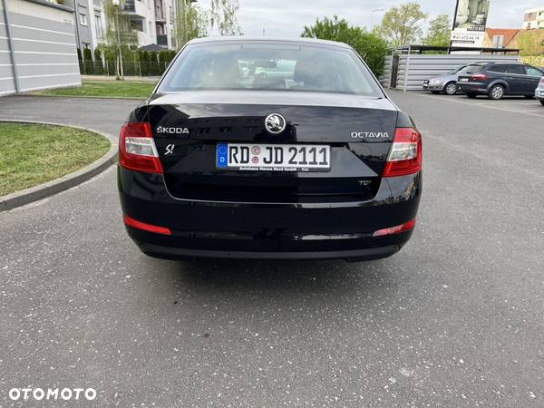 Skoda Octavia 1.6 TDI Classic - 14