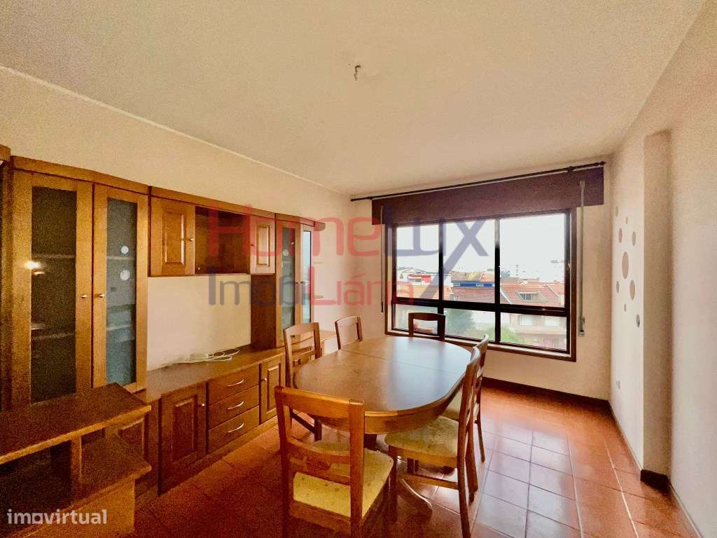 Apartamento T1 em Valbom - Grande imagem: 2/14