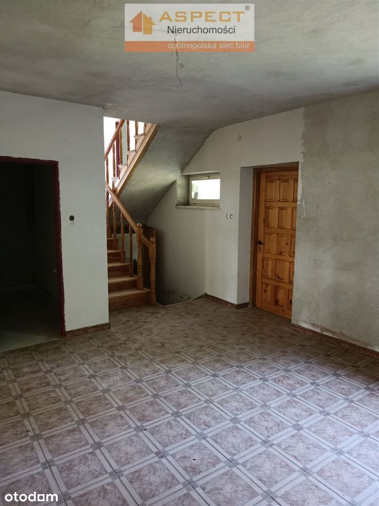 Dom, 260 m², Korczowa