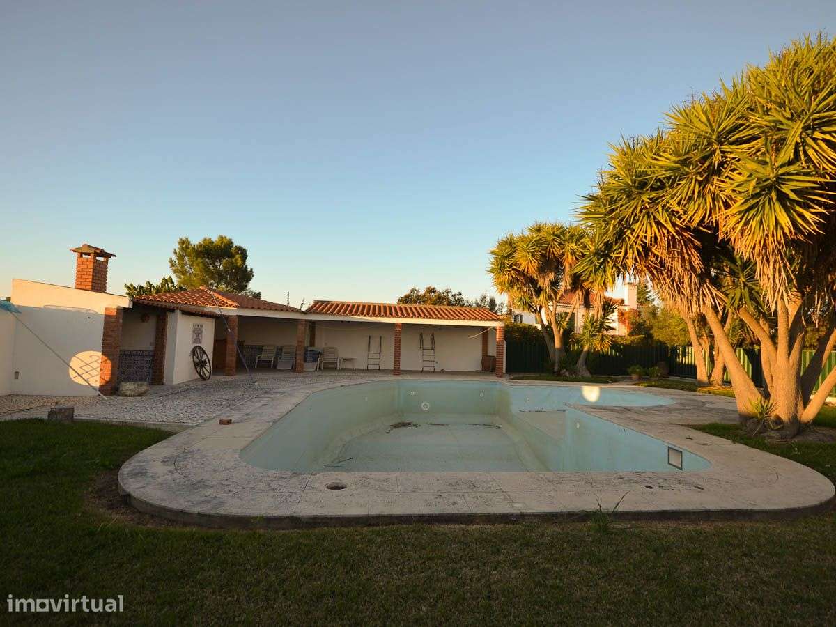 Moradia T4 com Piscina - Grande imagem: 3/28