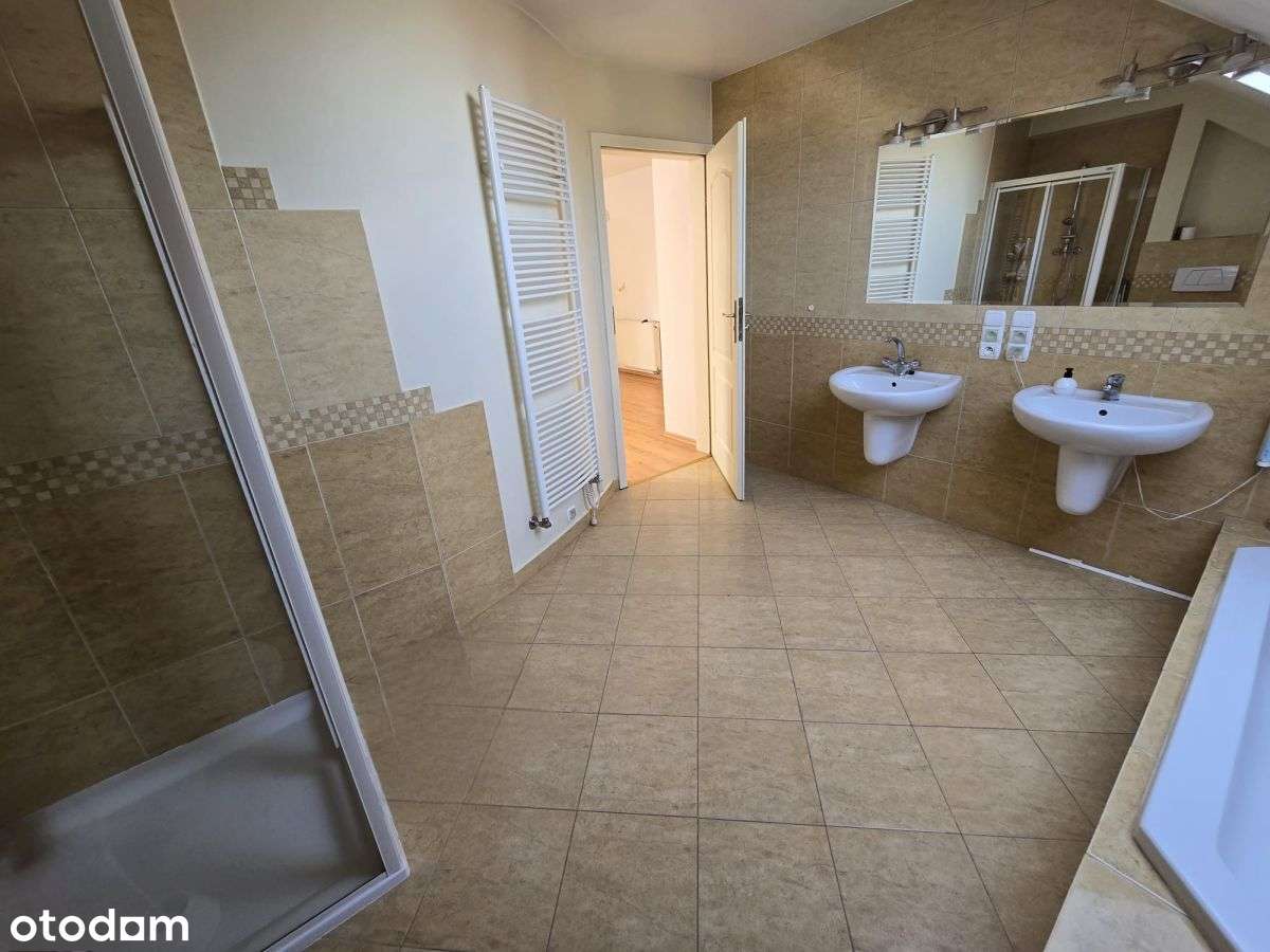 Przestronny dom na sprzedaż w Białołęce-12