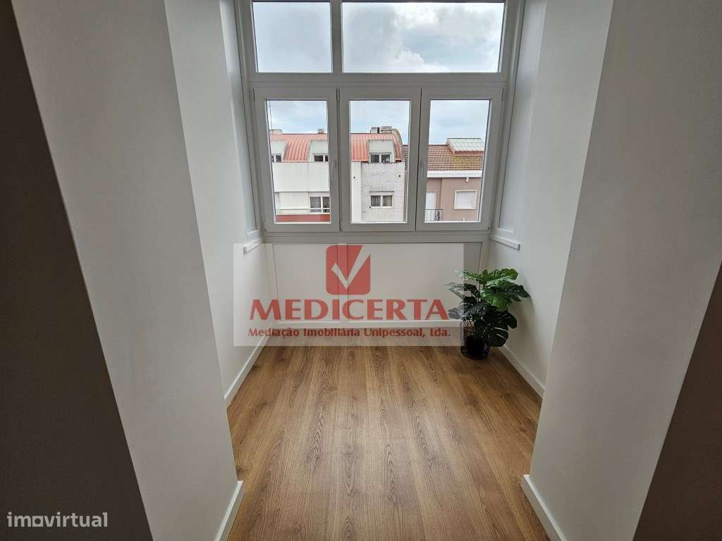 Benfica - Portas Benfica T3 Remodelado/Equipado/Mobilado-17