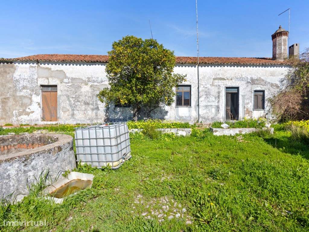 Solar Histórico de 1936 com Grande Quinta no Centro da Vila Oportun...-21