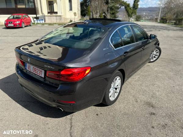 BMW Seria 5 530e iPerformance Aut. - 4