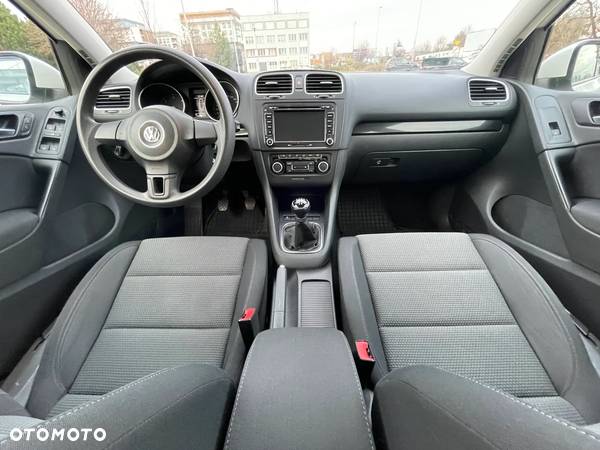 Volkswagen Golf VI 1.6 TDI Comfortline - 10