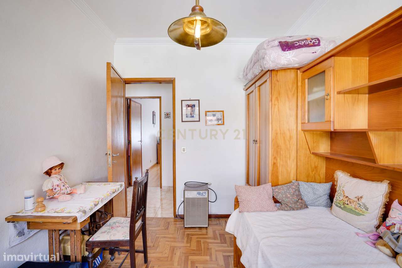 Já imaginou viver numa aldeia? E a poucos minutos de Cascais.-20