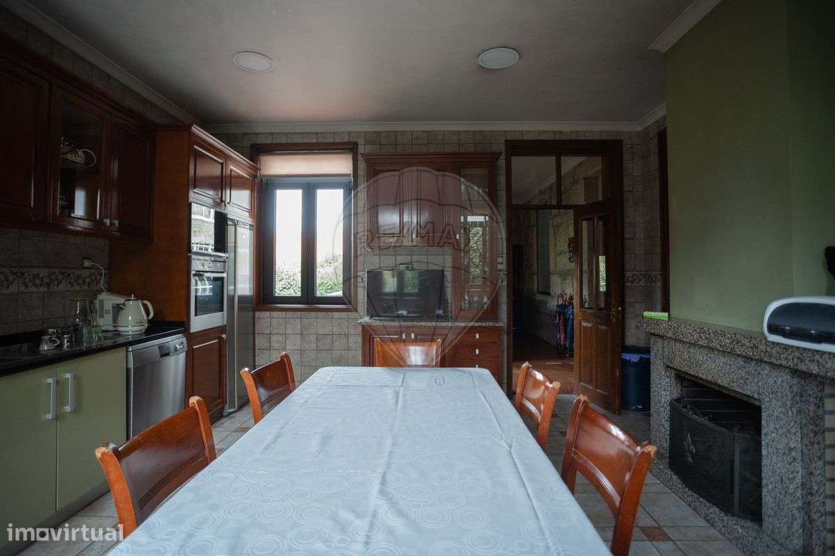 Moradia T7 para venda-6