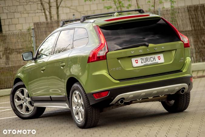 Volvo XC 60 D5 AWD Momentum - 10