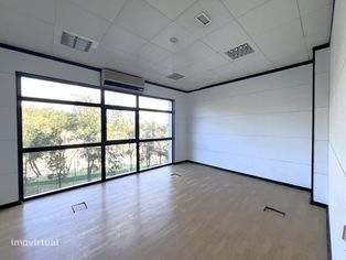 Escritório para arrendamento em Miraflores com 249 m2 - Grande imagem: 2/14