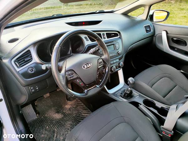 Kia Ceed 1.4 CVVT - 13