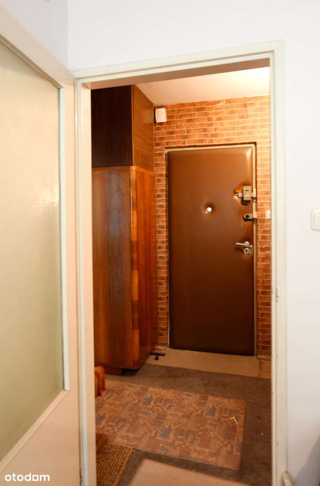 3 pokoje, Broniewskiego 91-5