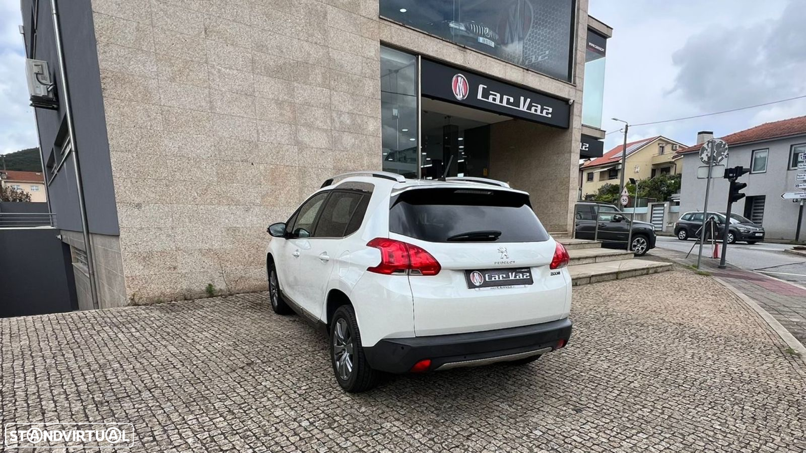 Peugeot 2008 1.6 e-HDi Allure 2-Tronic - 8