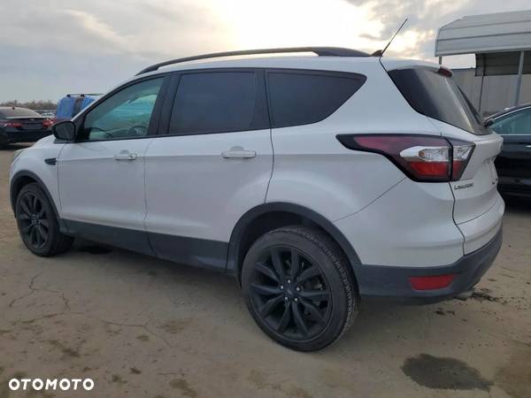 Ford Kuga - 3