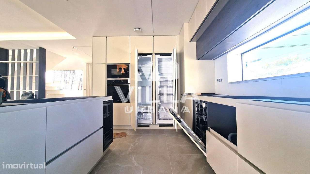 Moradia em Charneca da Caparica e Sobreda - Grande imagem: 4/52