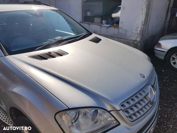 Capota Mercedes ML W164 2005 - 2008 SUV 4 Usi Argintiu (664) - 4