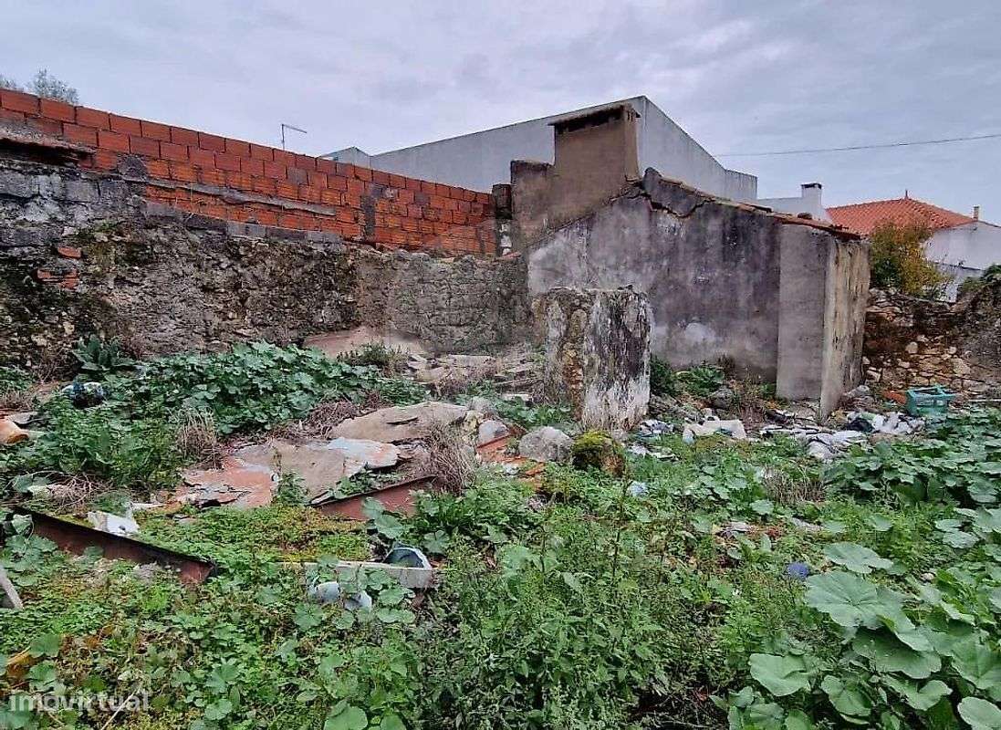 Moradia T0 para venda-4