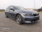 BMW Seria 3 330d xDrive mHEV - 2